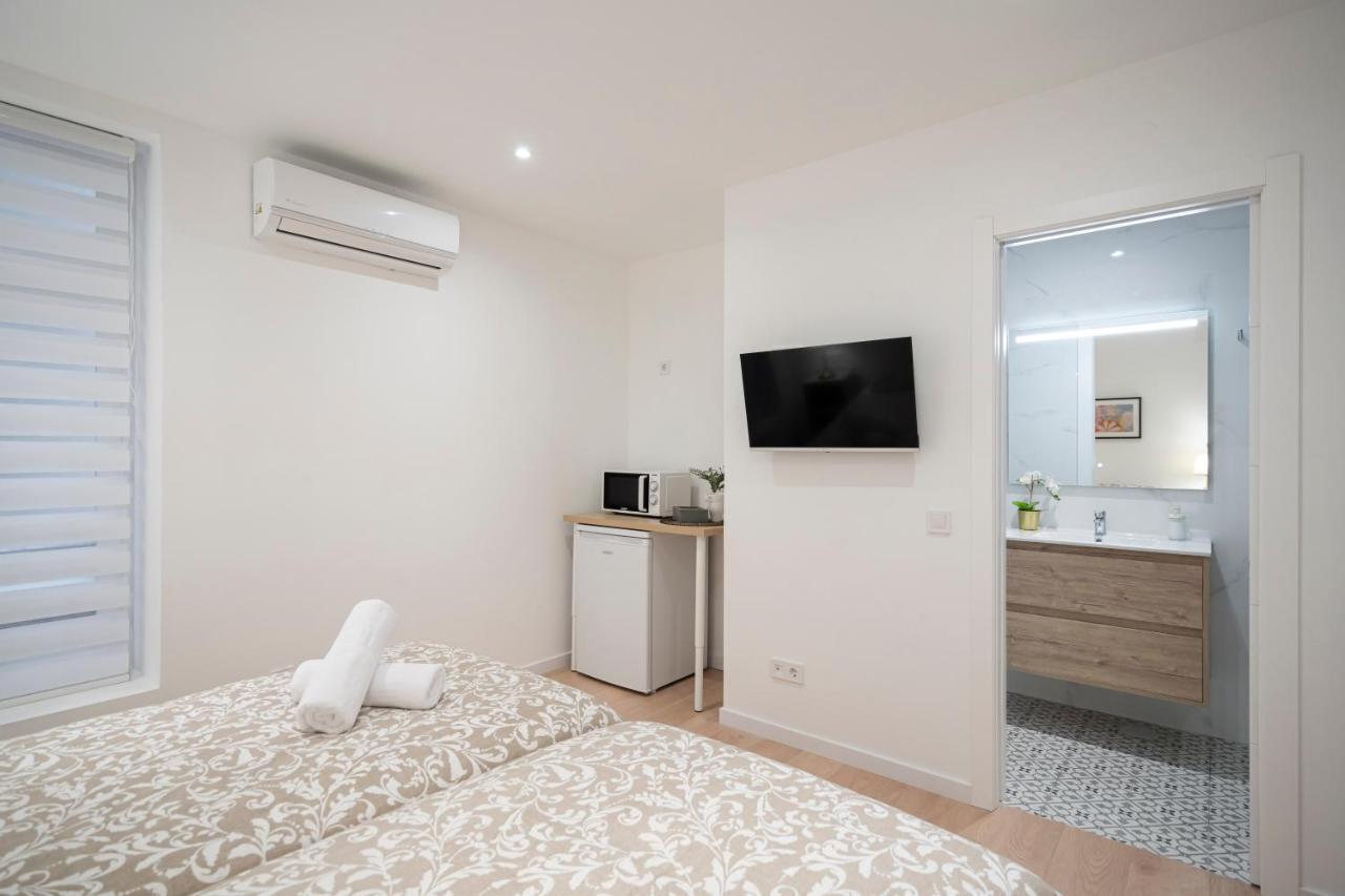 Room Plaza Espana Мадрид Экстерьер фото