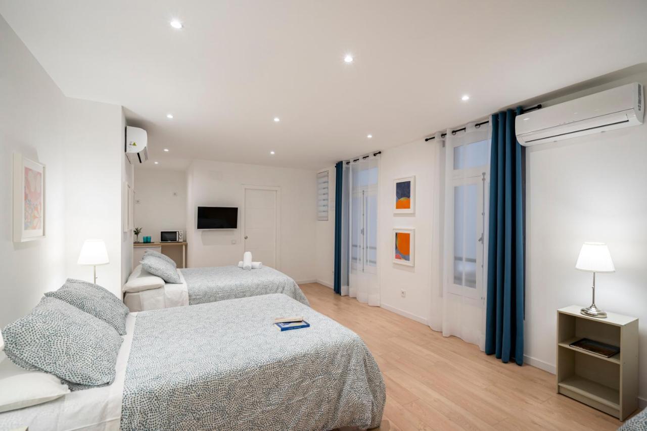 Room Plaza Espana Мадрид Экстерьер фото
